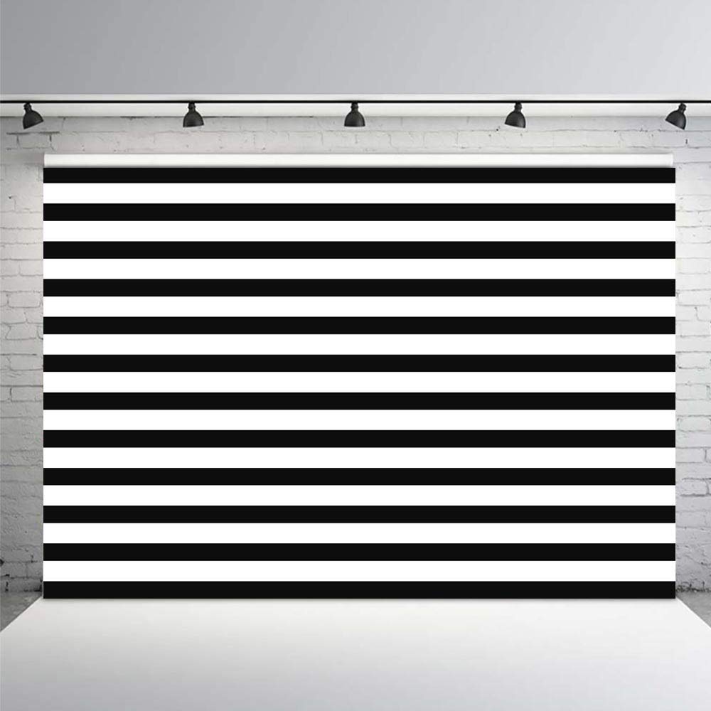 black and white photo backdrop.