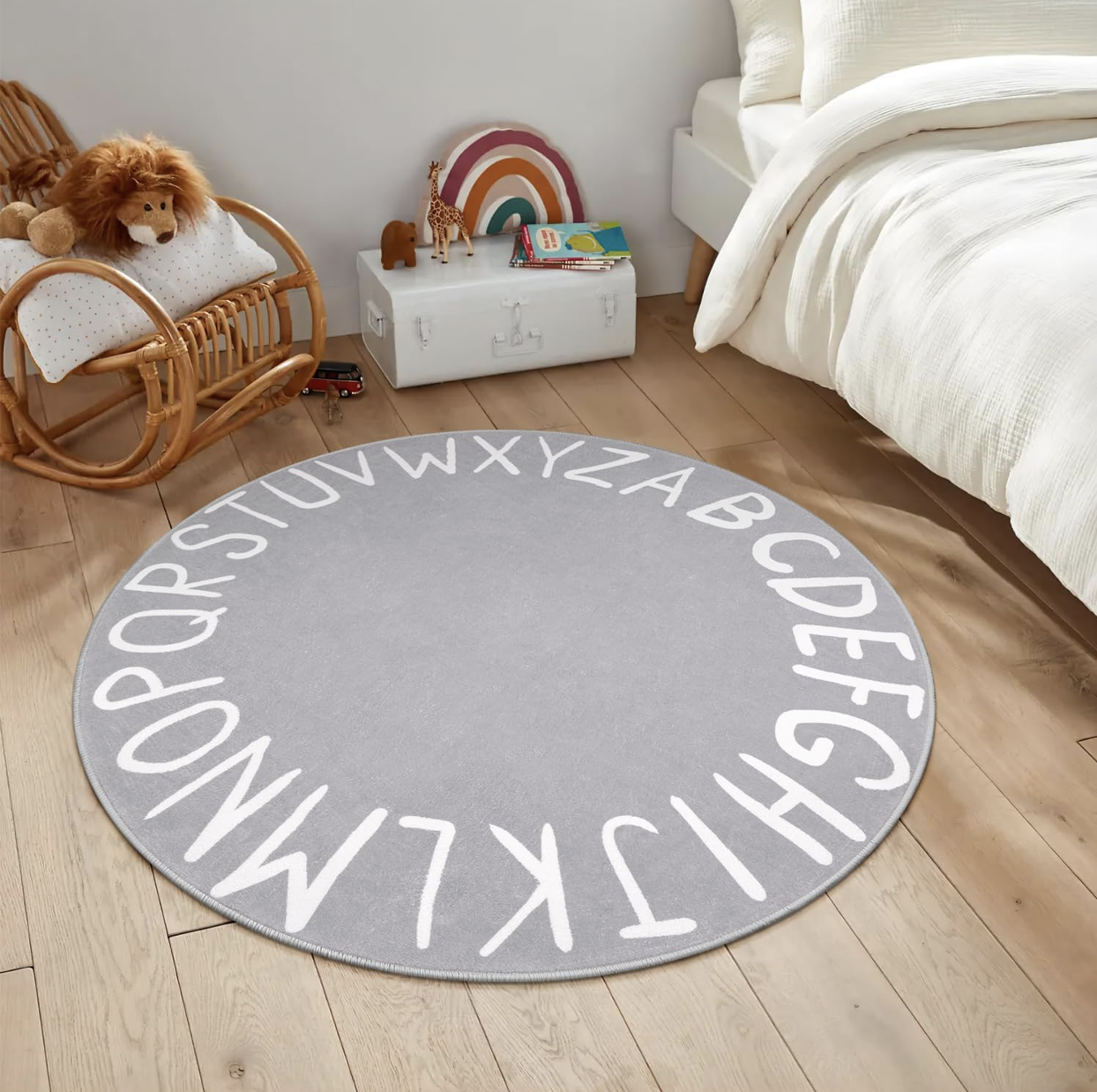 circle rug with alphabet