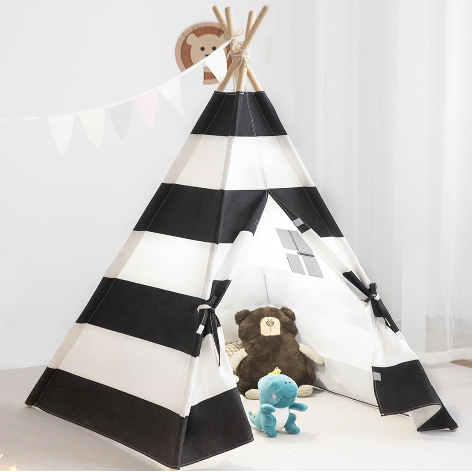 baby room tee pee black white decor 