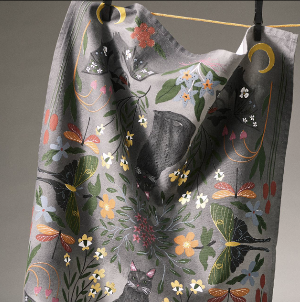 black cat Halloween tea towel