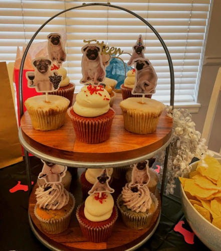 pug-cupcake-cake-toppers-dog-pet-puppy-recipe-friendly-cake-stand-